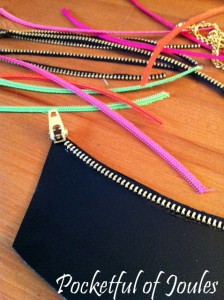 Brit Kit zipper necklace - first strand glued